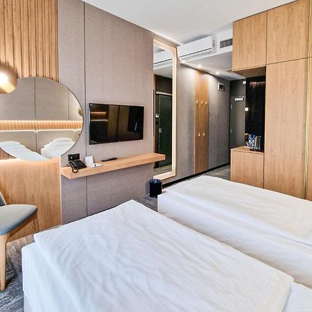 Hotel Arkas Prószków Buitenkant foto
