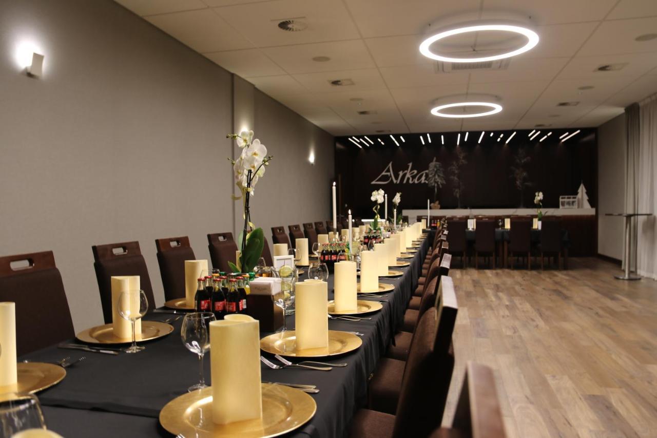 Hotel Arkas Prószków Buitenkant foto