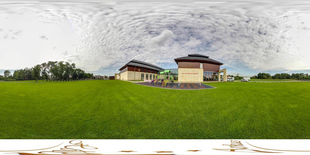 Hotel Arkas Prószków Buitenkant foto