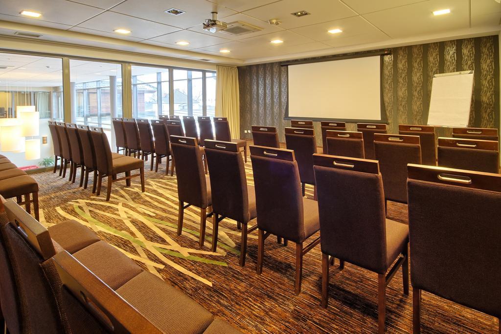 Hotel Arkas Prószków Buitenkant foto