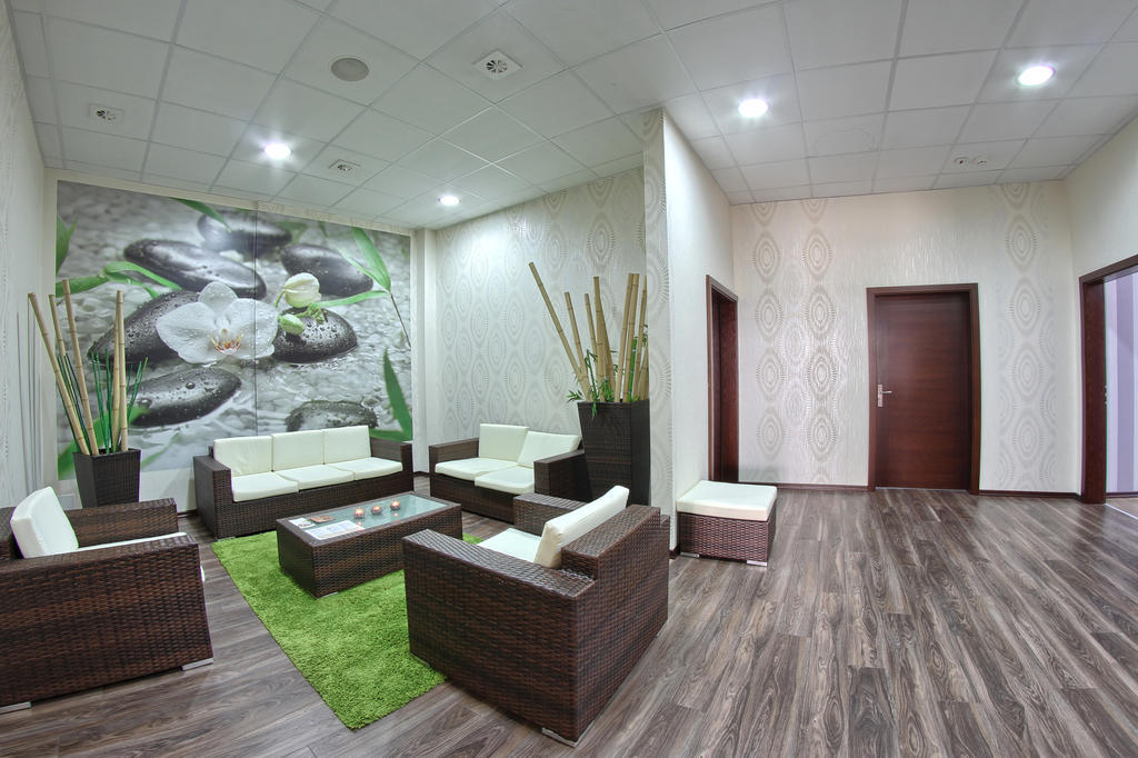 Hotel Arkas Prószków Buitenkant foto