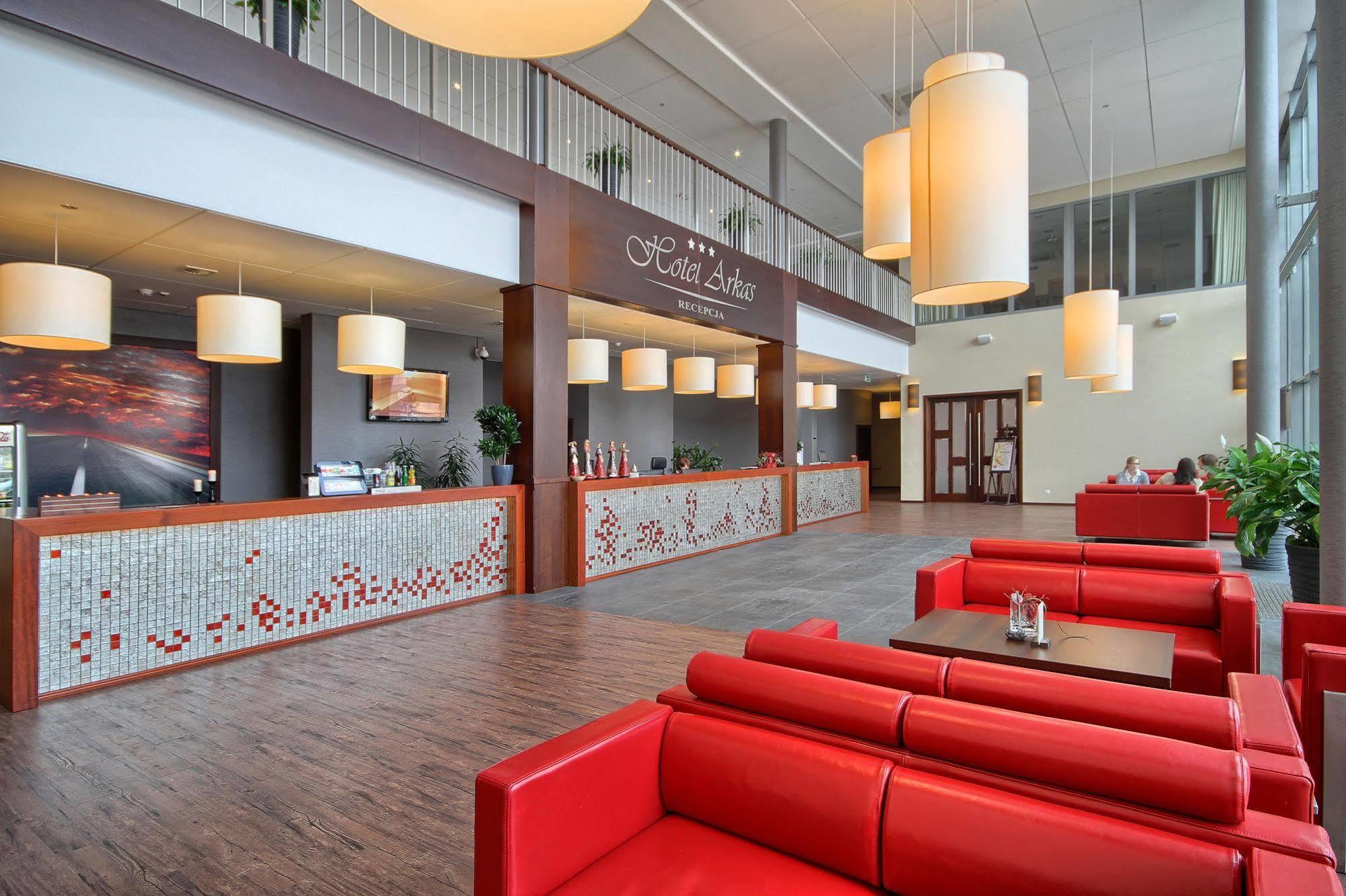 Hotel Arkas Prószków Buitenkant foto