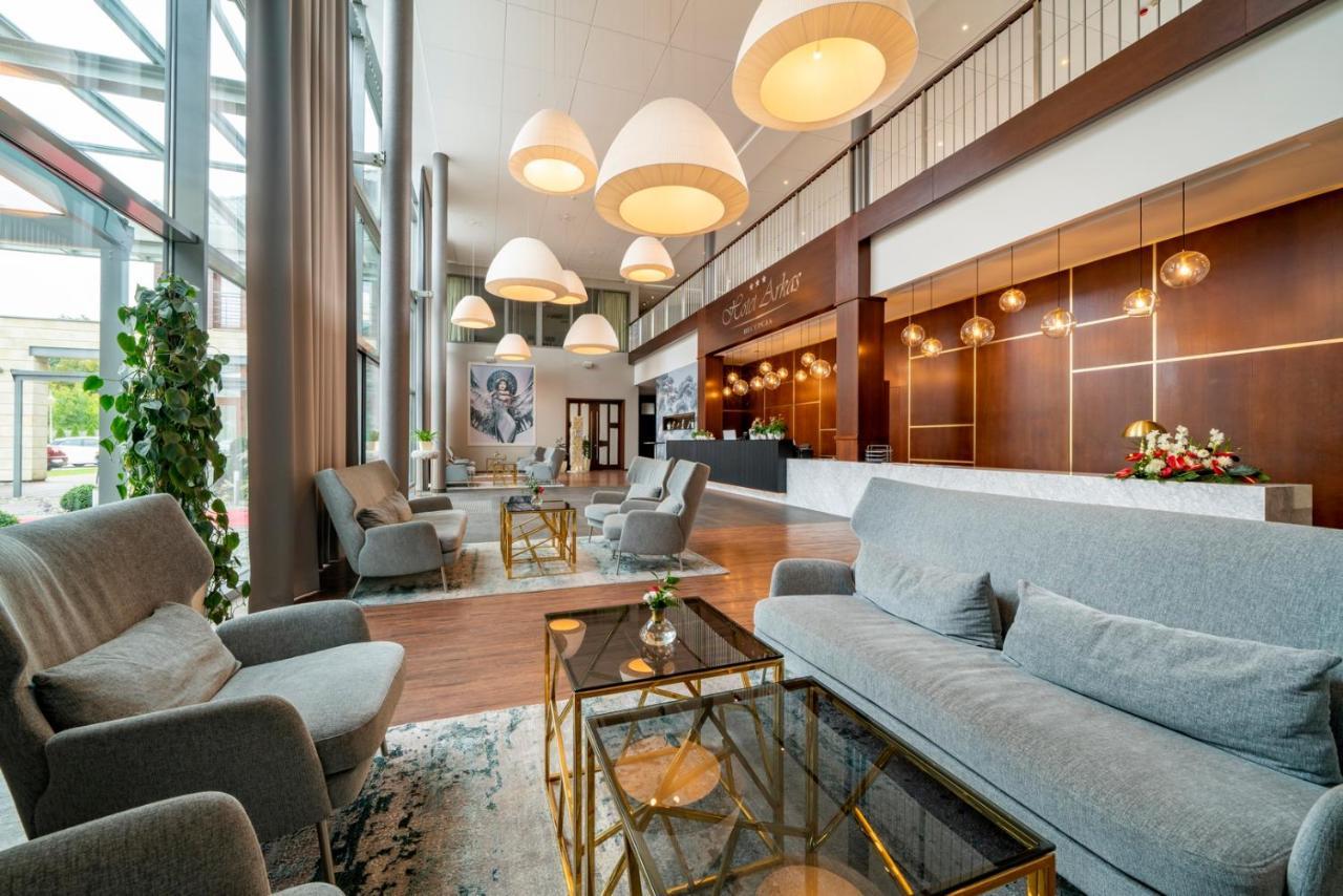 Hotel Arkas Prószków Buitenkant foto